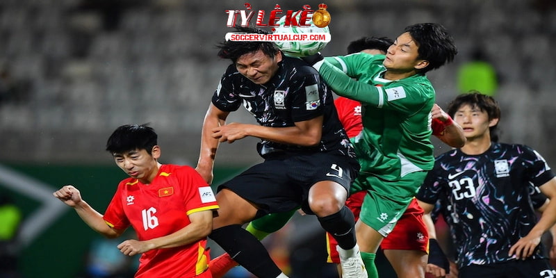 Cao Văn Bình tỏa sáng giúp những chiến binh Sao vàng đứng vững sau hiệp phụ Cao Văn Bình tỏa sáng giúp những chiến binh Sao vàng đứng vững sau hiệp phụ